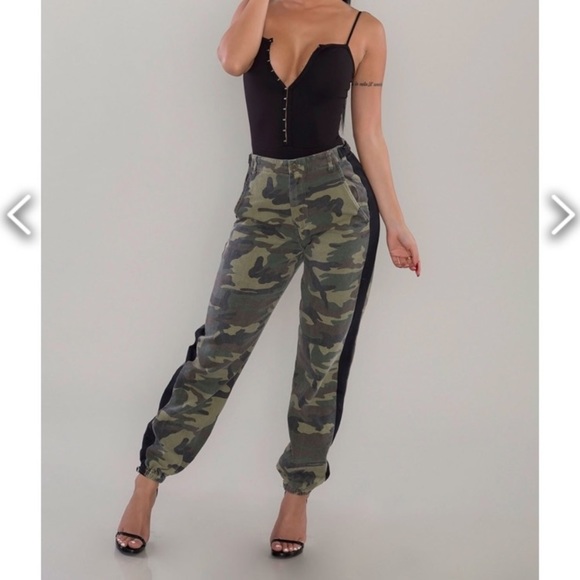 CAMO STRIPE PANTS - Picture 1 of 4